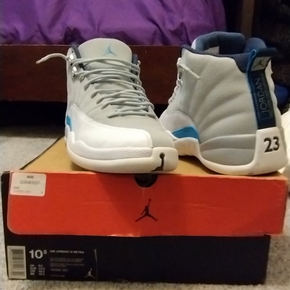 Air Jordan 12 Retro Wolf Grey